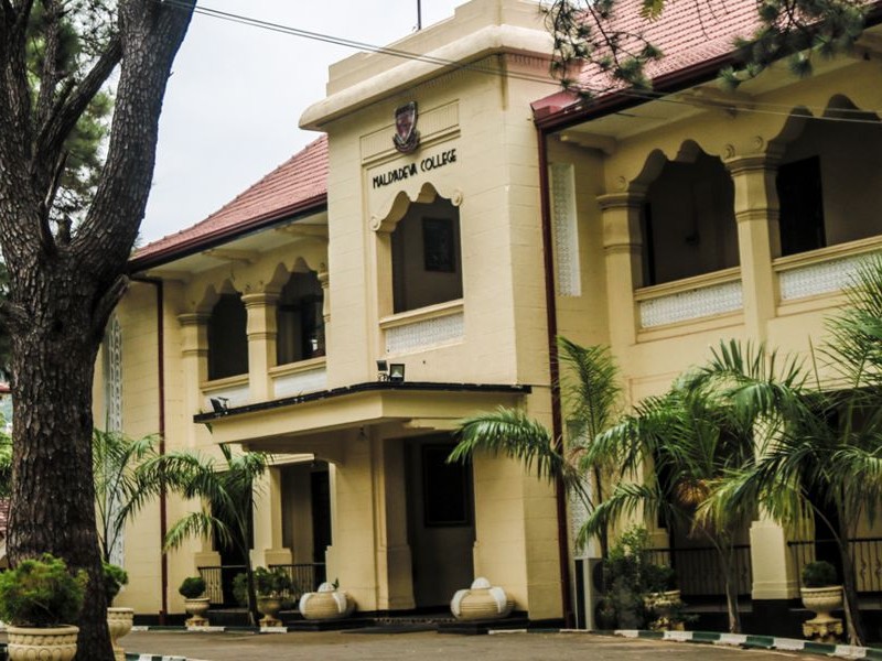 Maliyadeva College