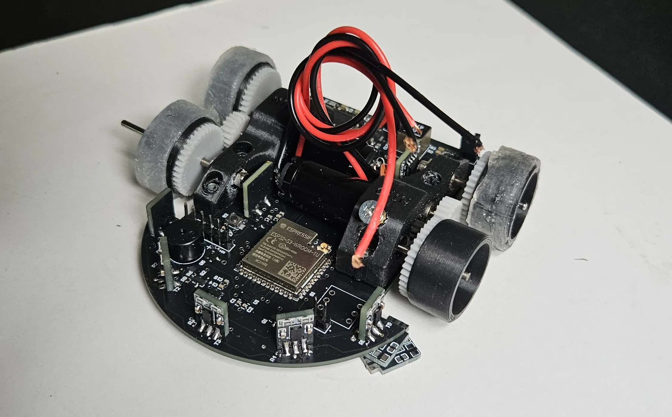 N1K0 - Micromouse